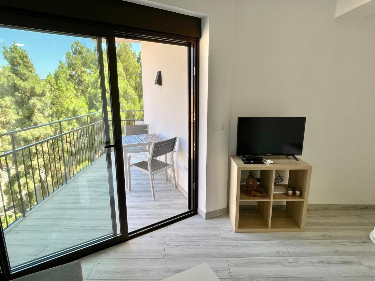 Brand New In The Location In Apartment