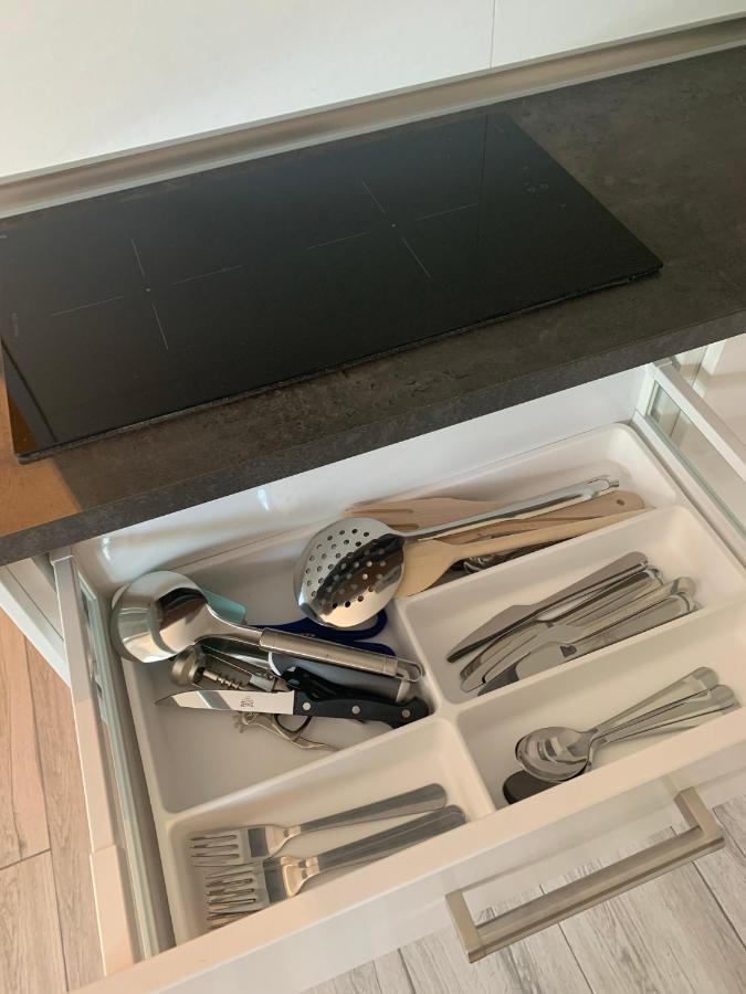 Brand New In The Location In Apartment
