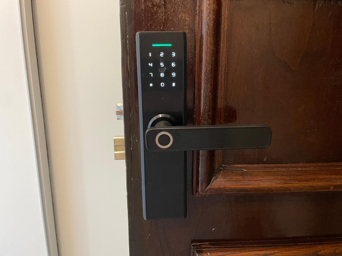 Apartment Brand New In The Location In